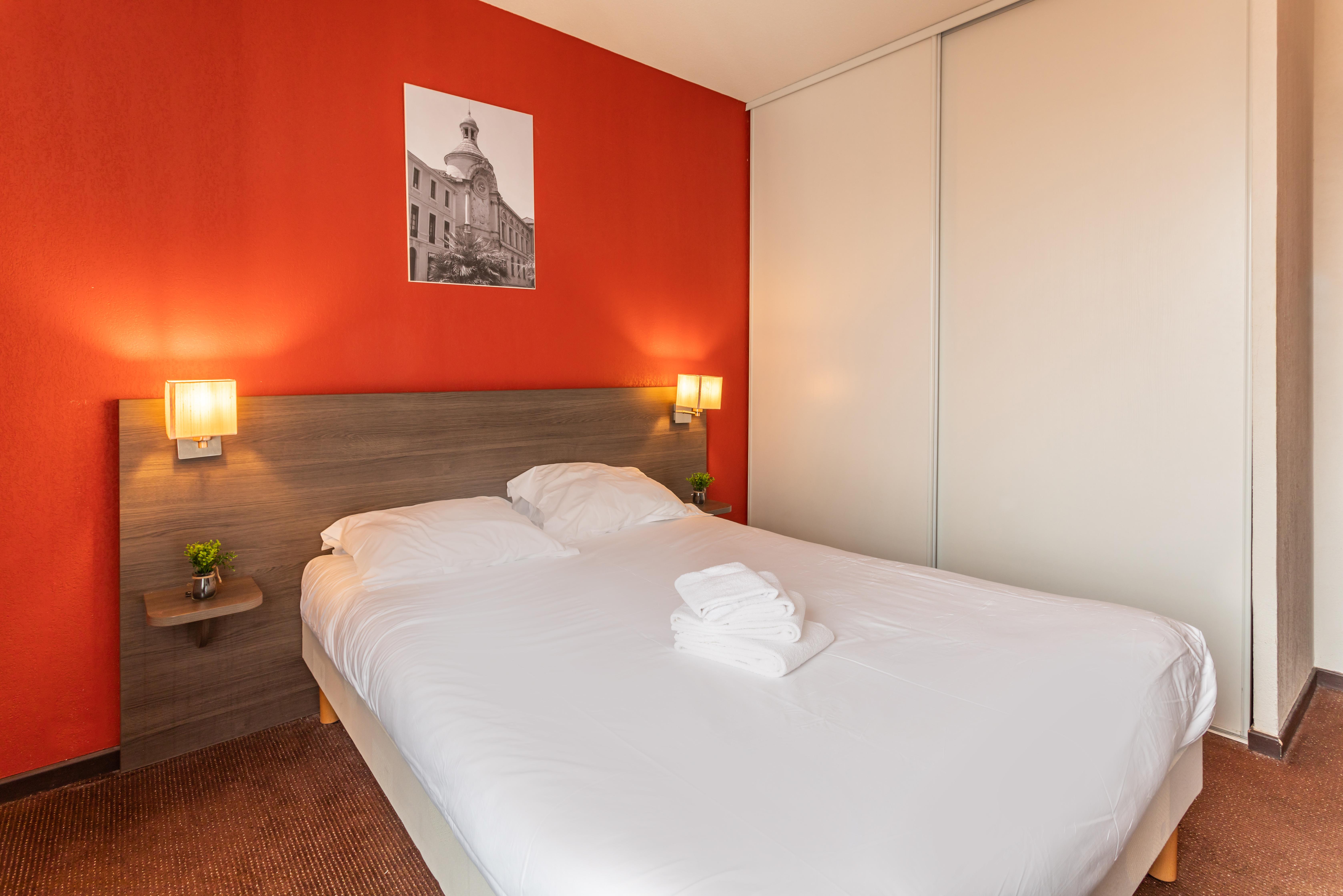 Comfort Aparthotel Nimes Centre Bagian luar foto