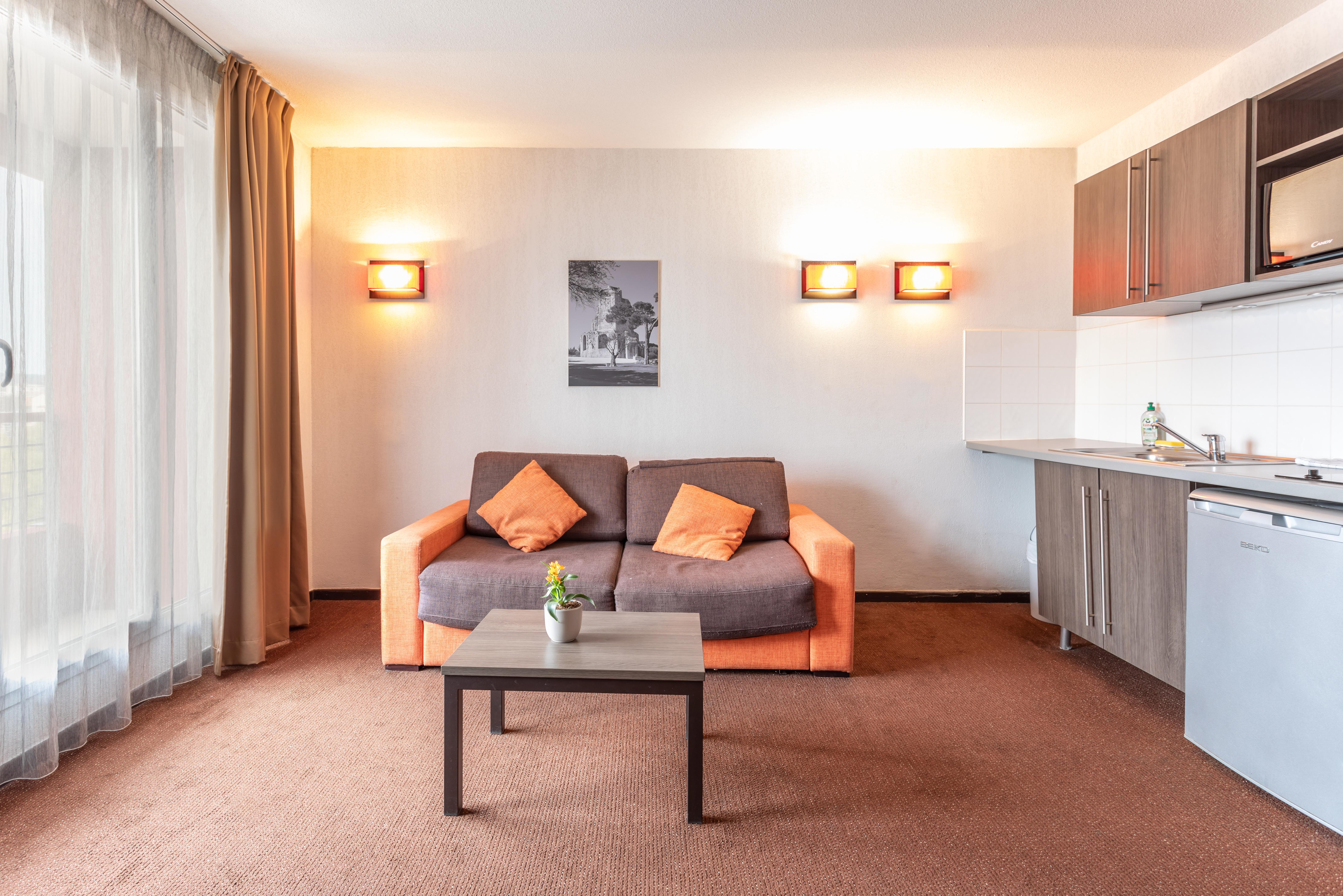 Comfort Aparthotel Nimes Centre Bagian luar foto