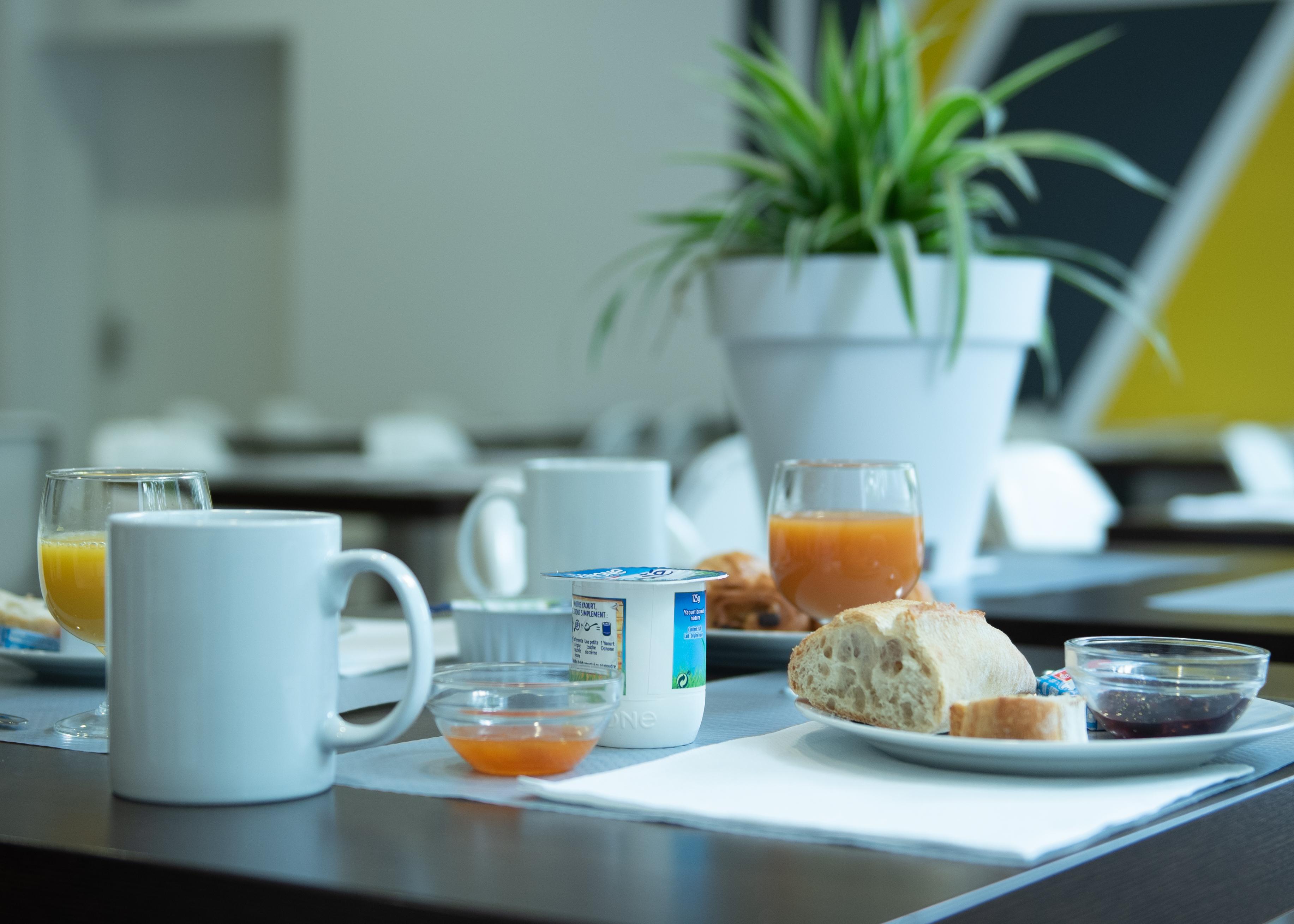 Comfort Aparthotel Nimes Centre Bagian luar foto