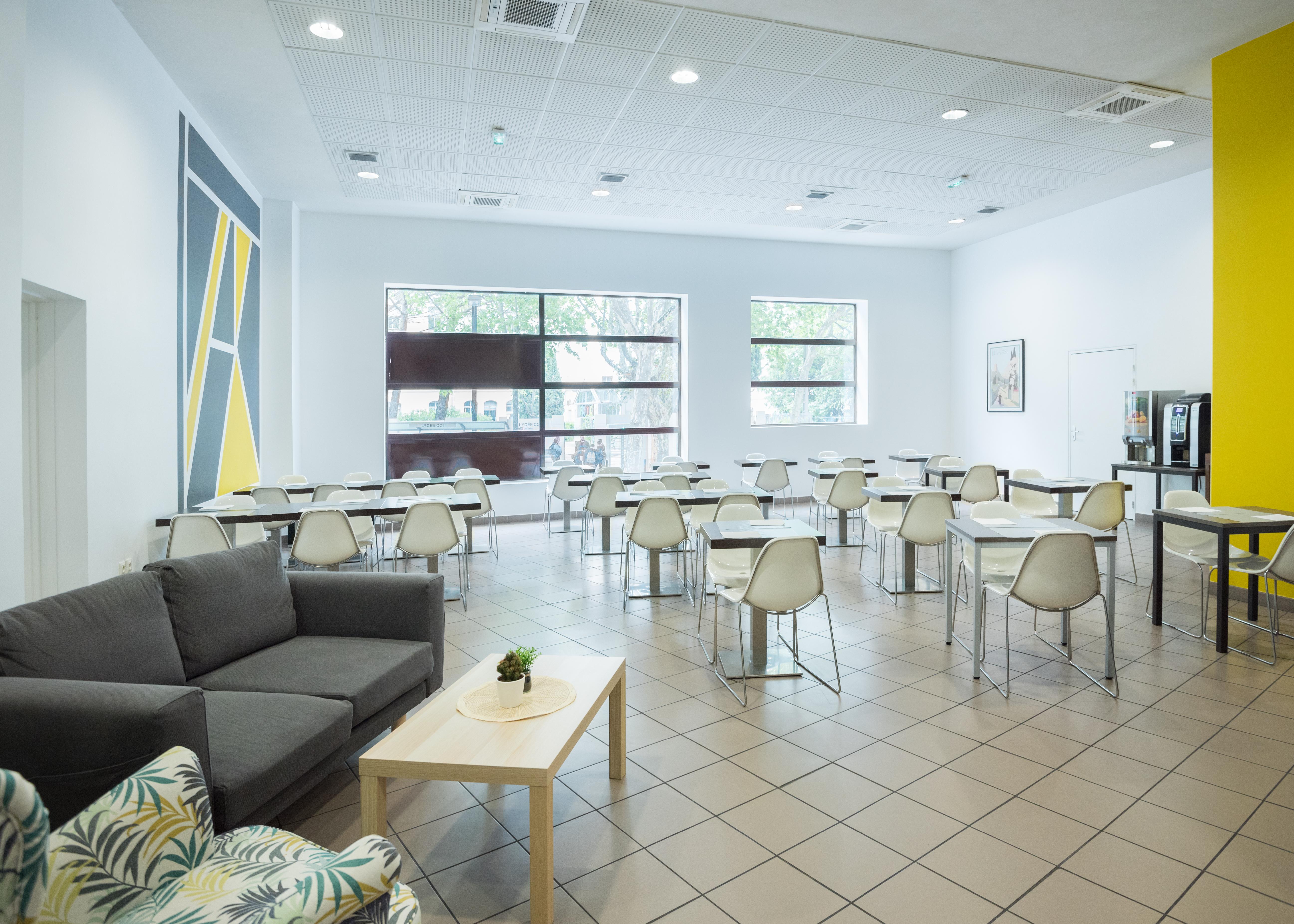 Comfort Aparthotel Nimes Centre Bagian luar foto