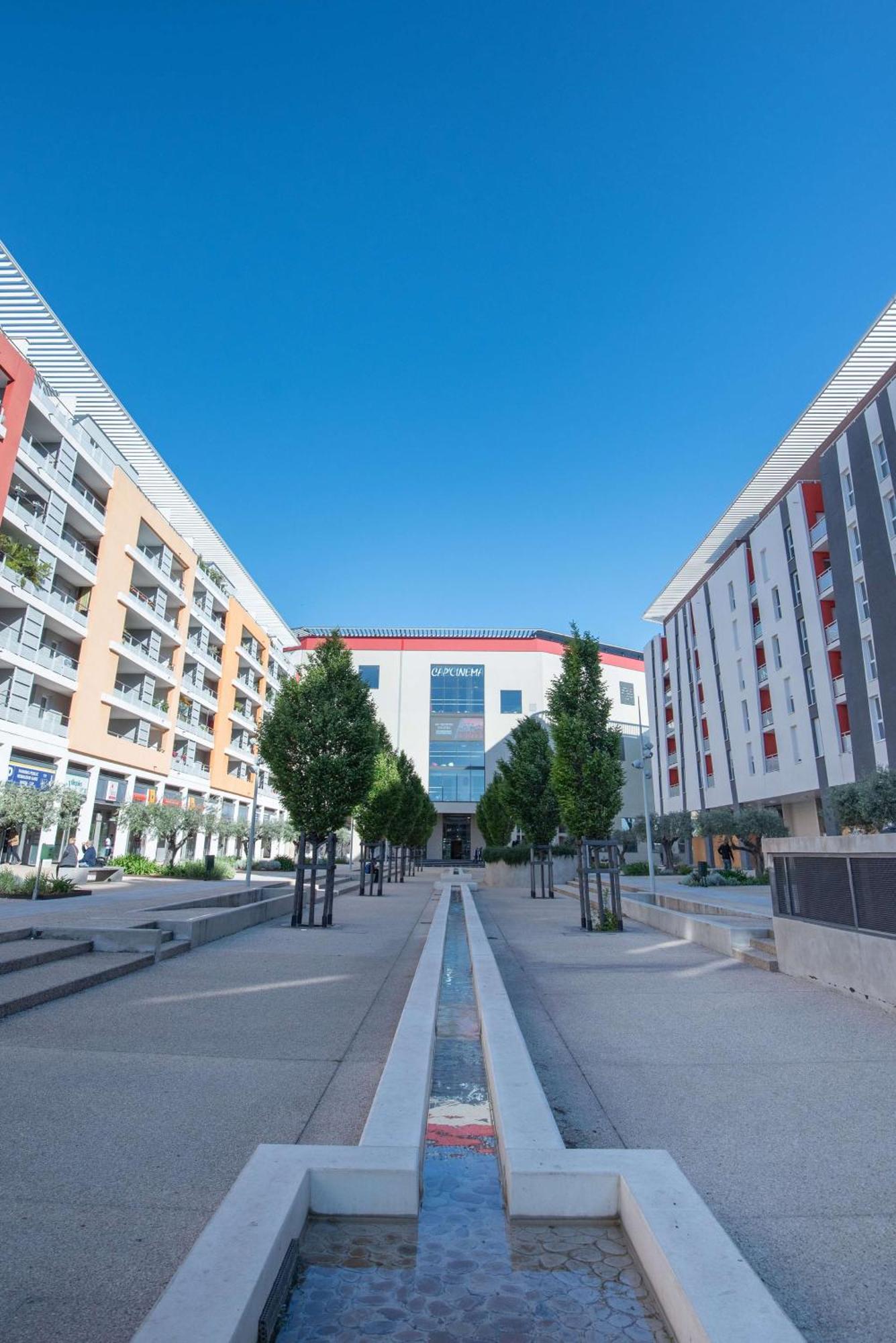 Comfort Aparthotel Nimes Centre Bagian luar foto