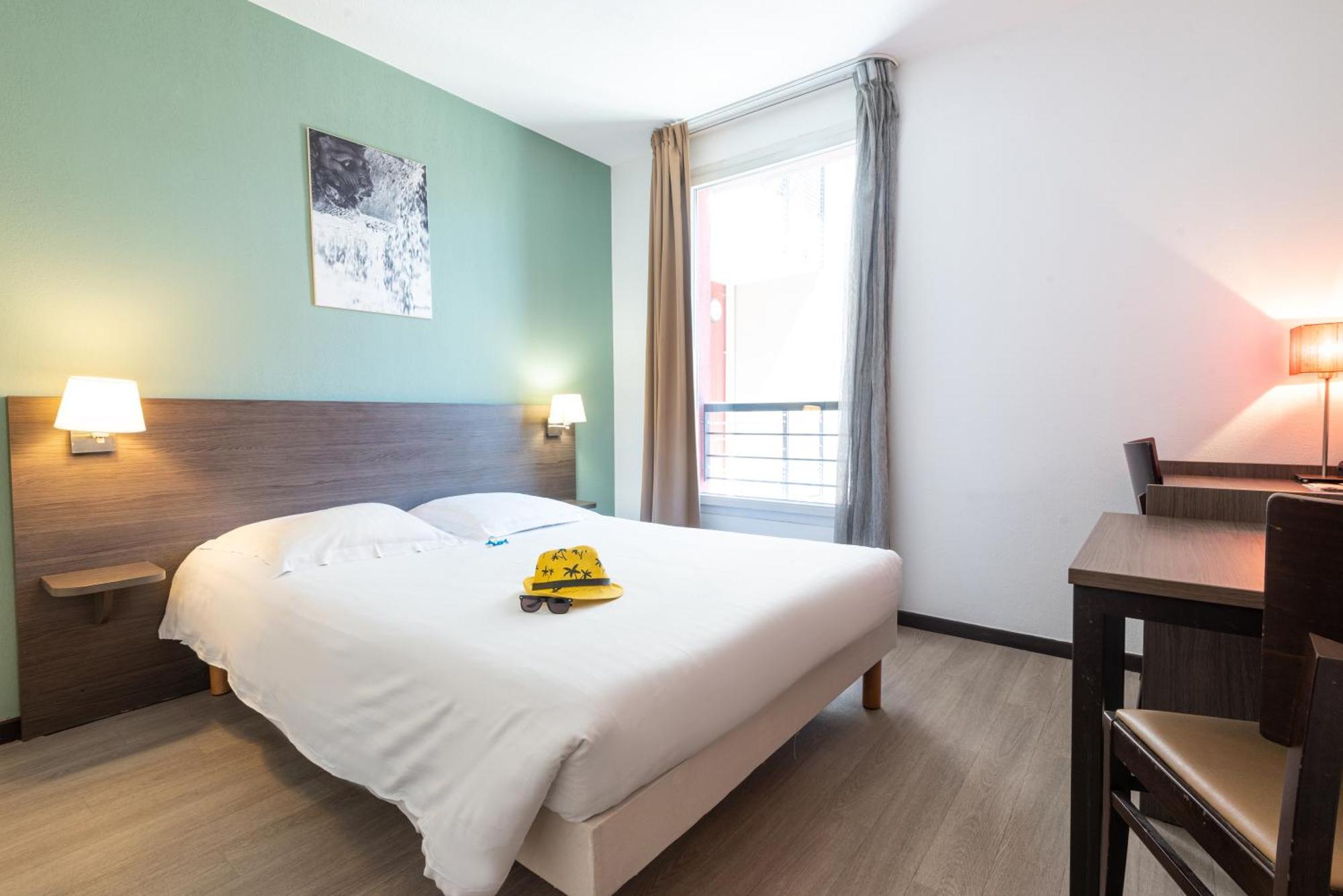Comfort Aparthotel Nimes Centre Bagian luar foto