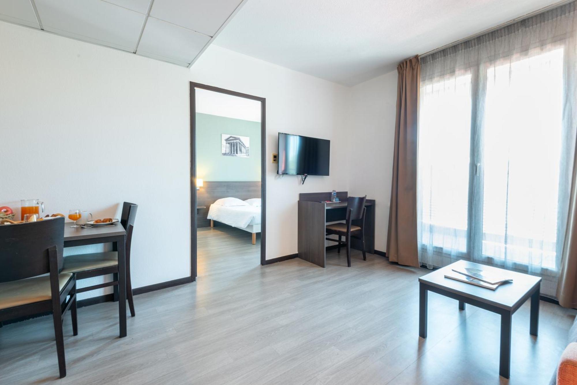 Comfort Aparthotel Nimes Centre Bagian luar foto