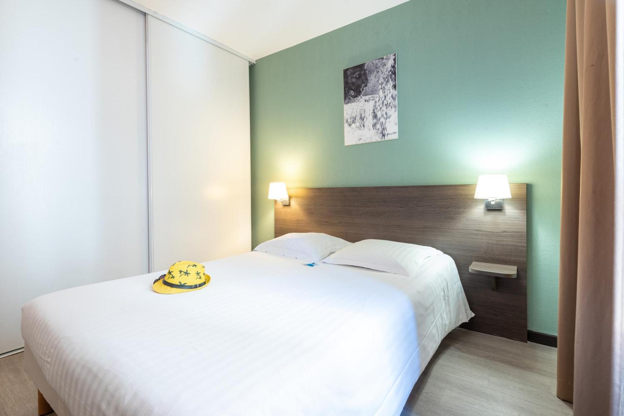 Comfort Aparthotel Nimes Centre Bagian luar foto