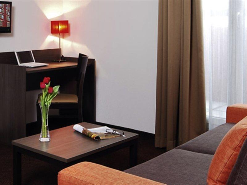 Comfort Aparthotel Nimes Centre Bagian luar foto